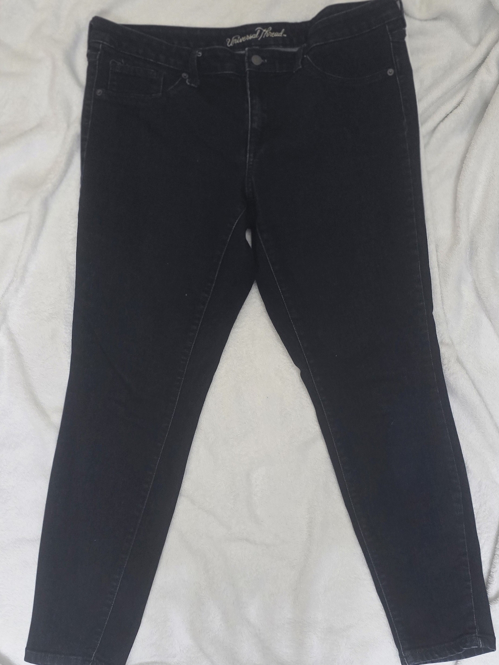 Universal Thread Dark Denim Women's Skinny Jeans